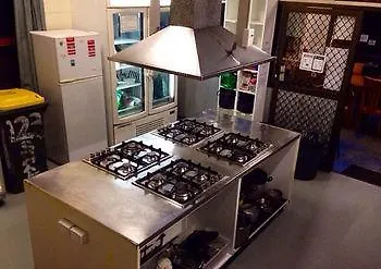 Tequila Sunrise Hostel אדלייד 0*,  אוסטרליה