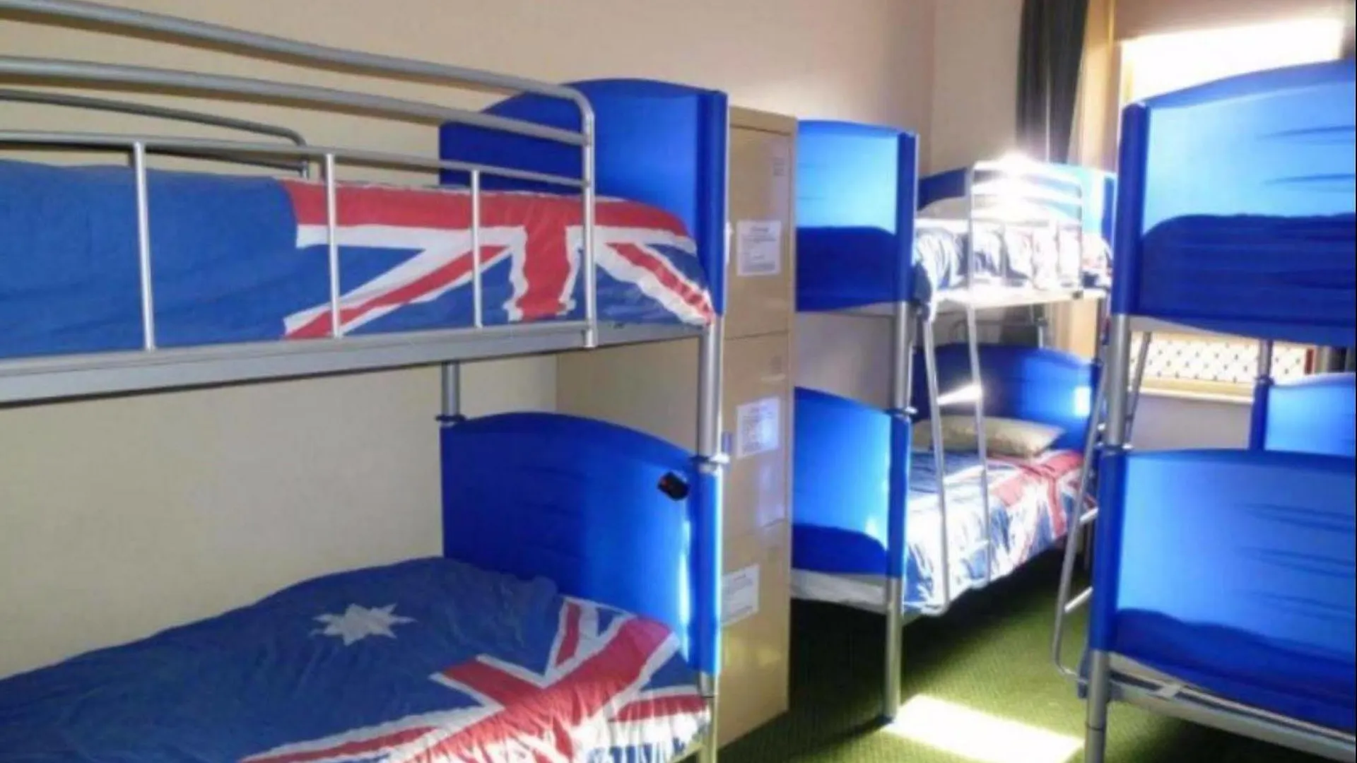 Tequila Sunrise Hostel Adelaide
